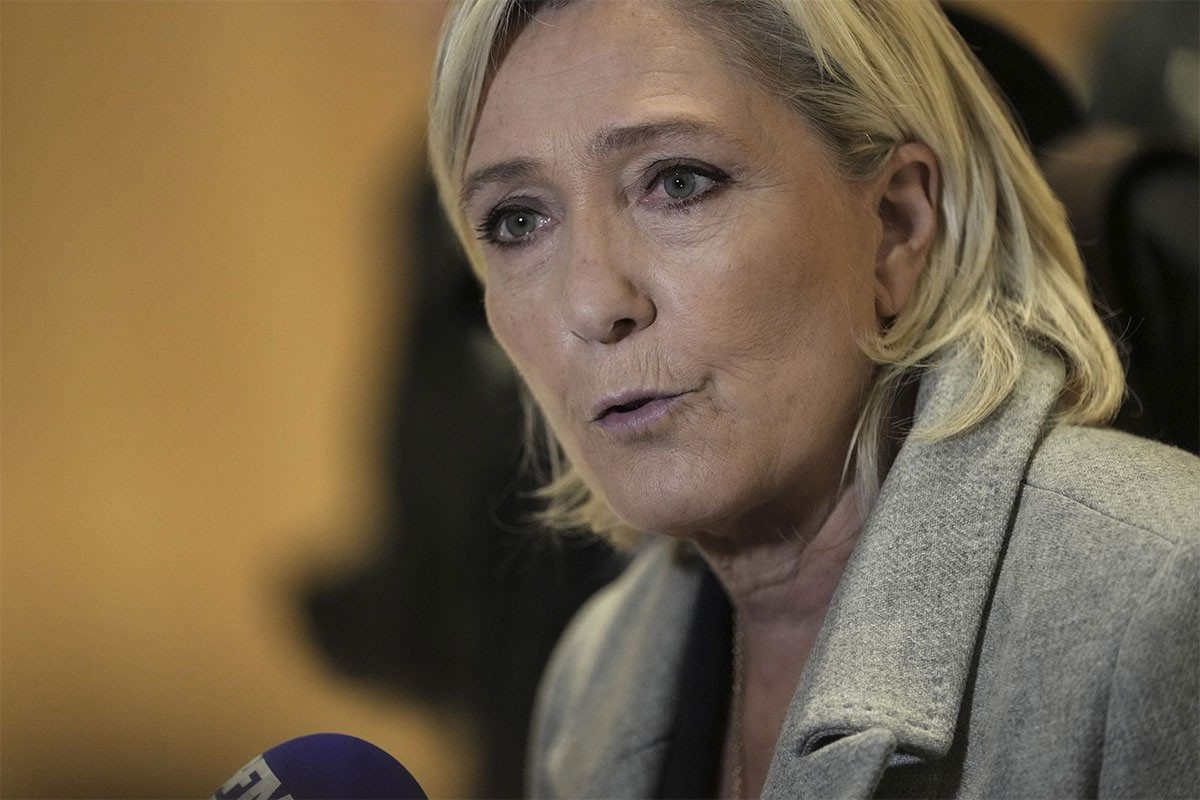 Le Pen negirala da su ona i stranka počinili krivično djelo