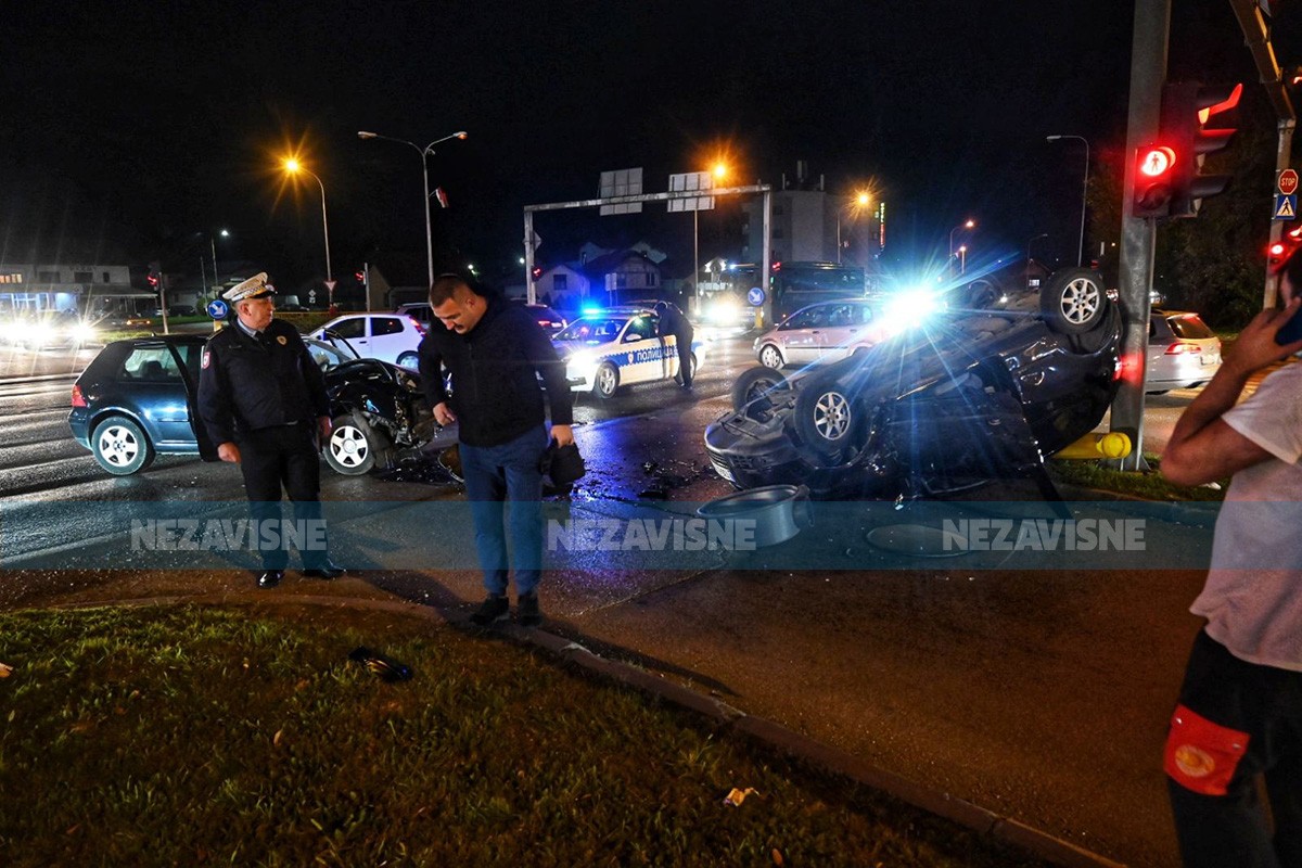 Težak udes u Banjaluci, hitna i vatrogasci na terenu (FOTO, VIDEO)