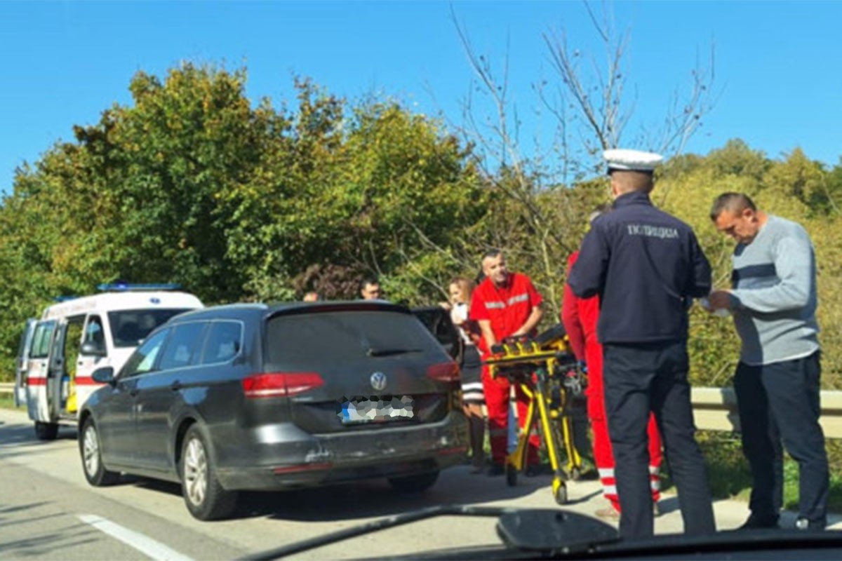 Sudar kod Banjaluke, Hitna odvezla povrijeđenu osobu