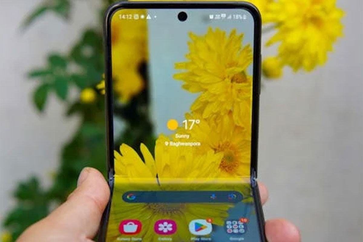 Samsung sprema trostruko sklopivi telefon