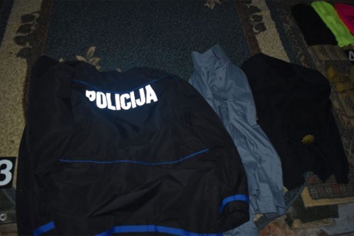 U pljačku išao obučen kao policajac