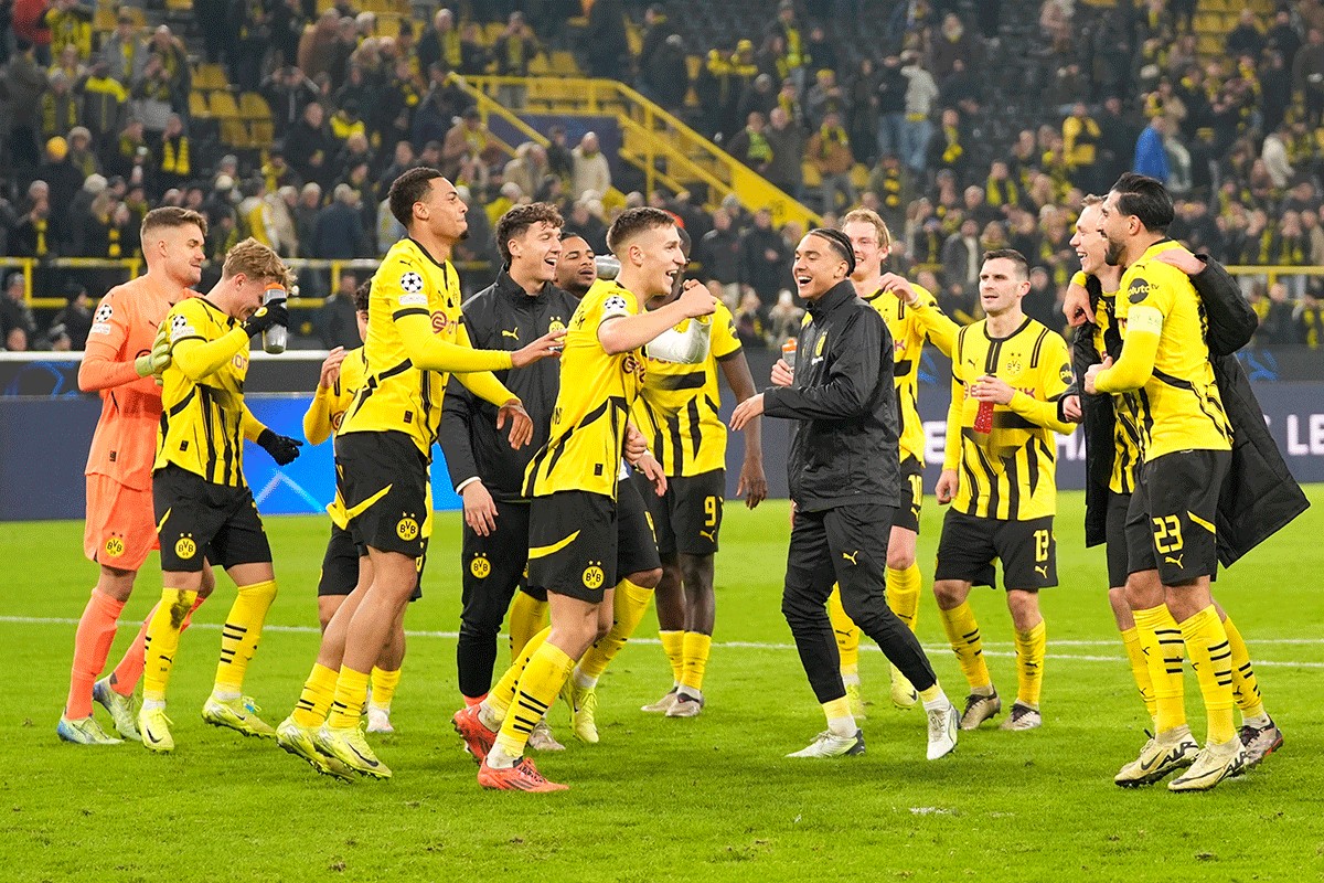 Dortmund sa samo 11 zdravih igrača