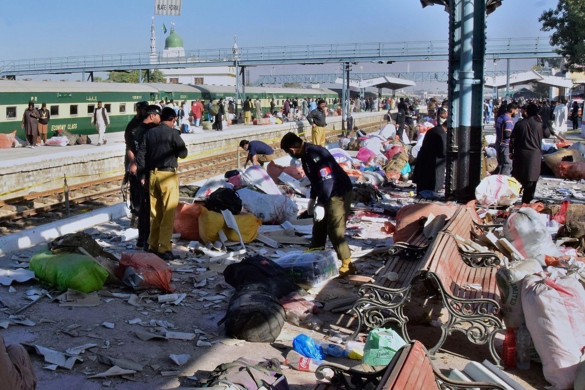 Bombaški napad u Pakistanu: Stradale najmanje 24 osobe