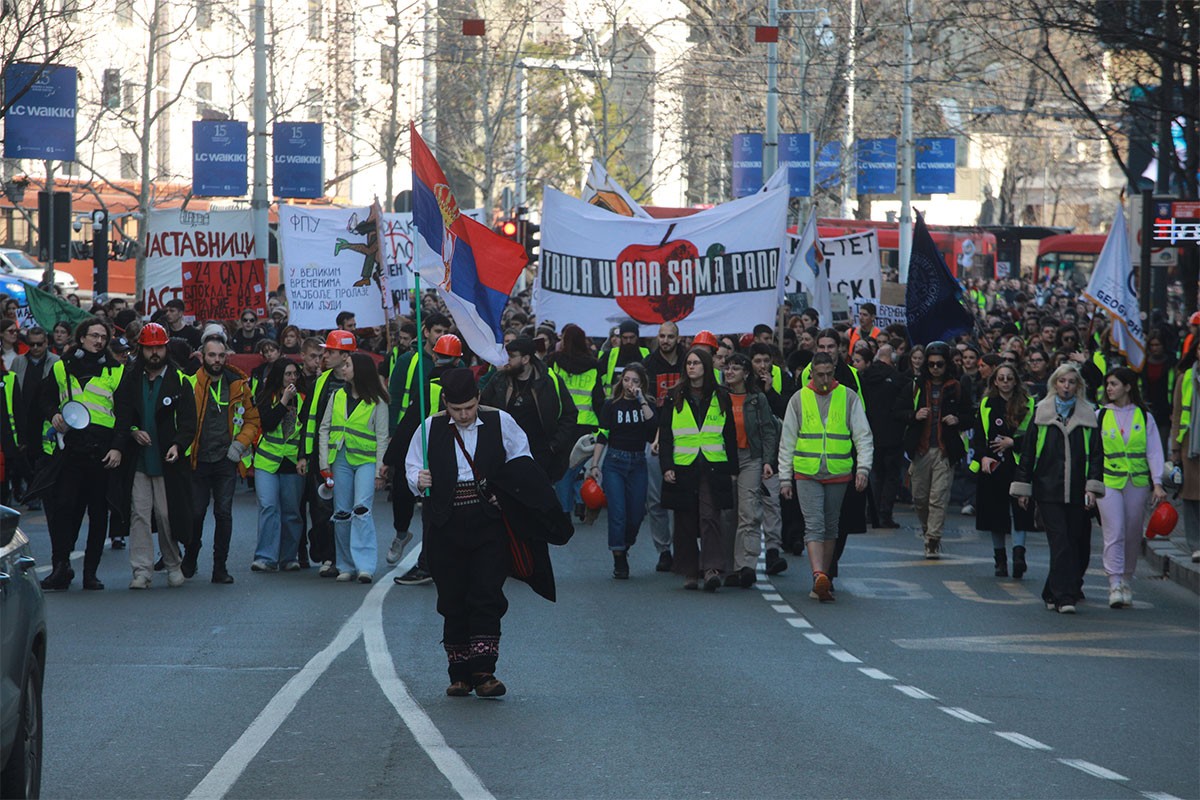 Počela cjelodnevna blokada Autokomande u Beogradu, studenti objavili pravila (FOTO)