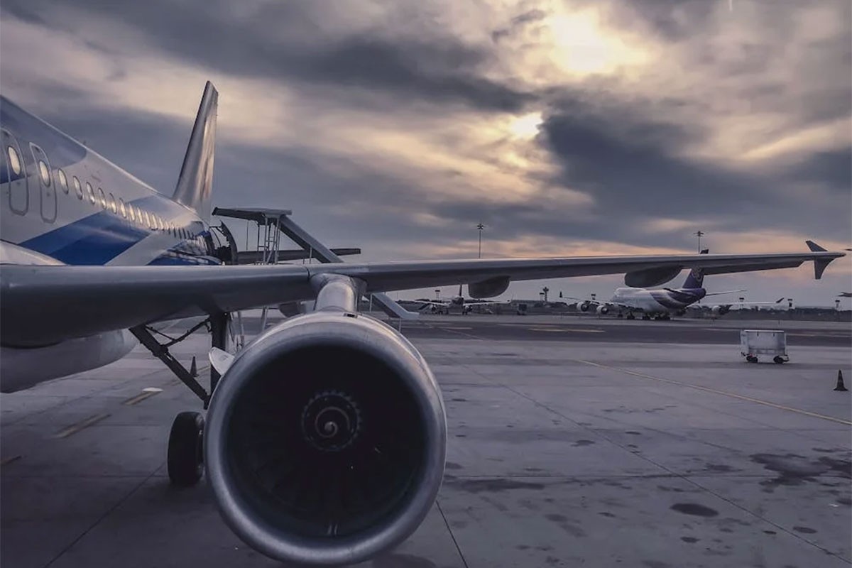 Drama na aerodromu u Sijetlu: Sudarili se avioni (VIDEO)