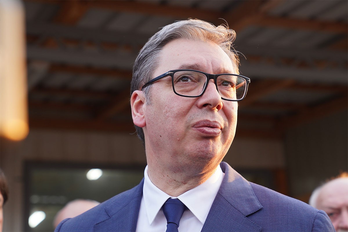 Vučić otkrio kako je primio vijest da je Rektorski kolegijum odbio njegov poziv na dijalog