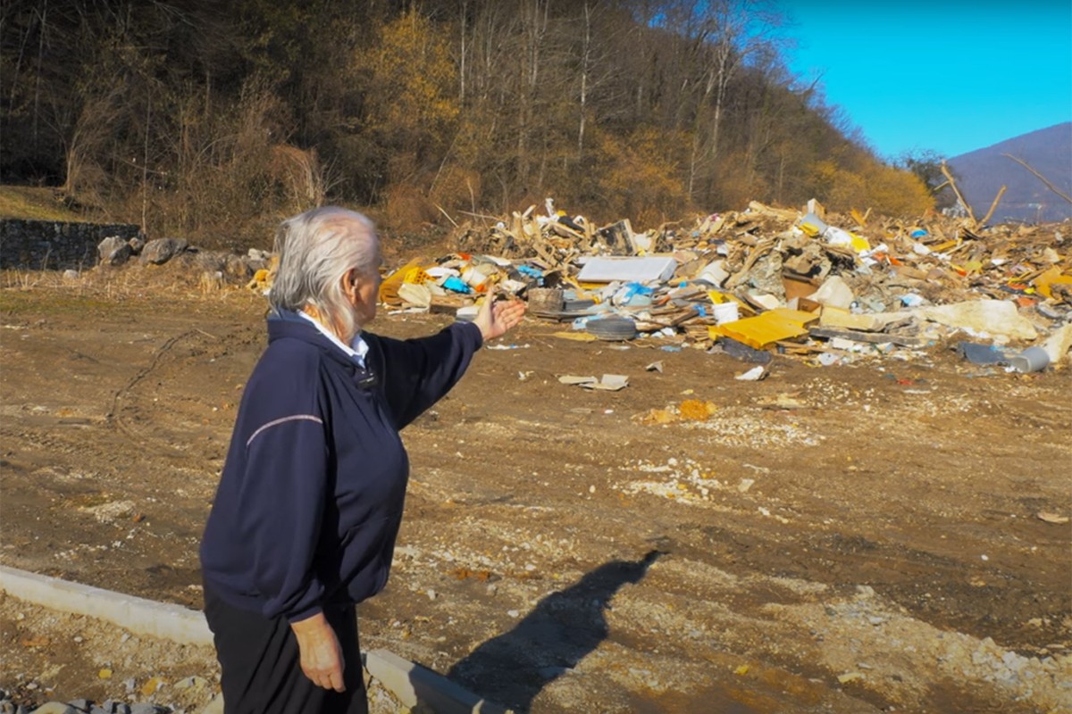 Deponija postaje izvor zaraze, mještanka završila u bolnici (VIDEO)