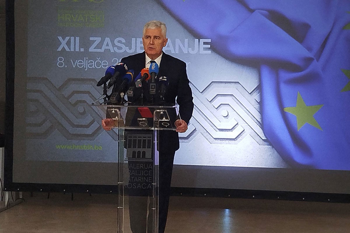 Čović: U narednih deset dana sastanak SNSD-a, HDZ-a i "Trojke"