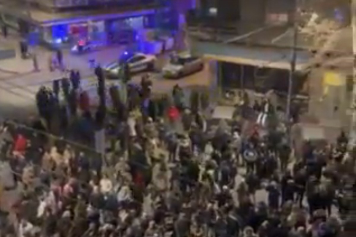 Protest ispred Prve beogradske gimnazije: Građani blokirali ulicu (VIDEO)