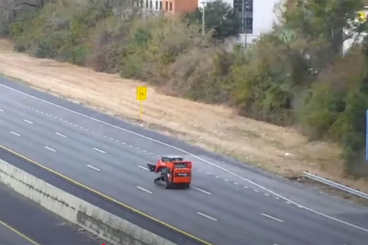 Pogledajte u čemu je Amerikanac na auto-putu bježao policiji (VIDEO)