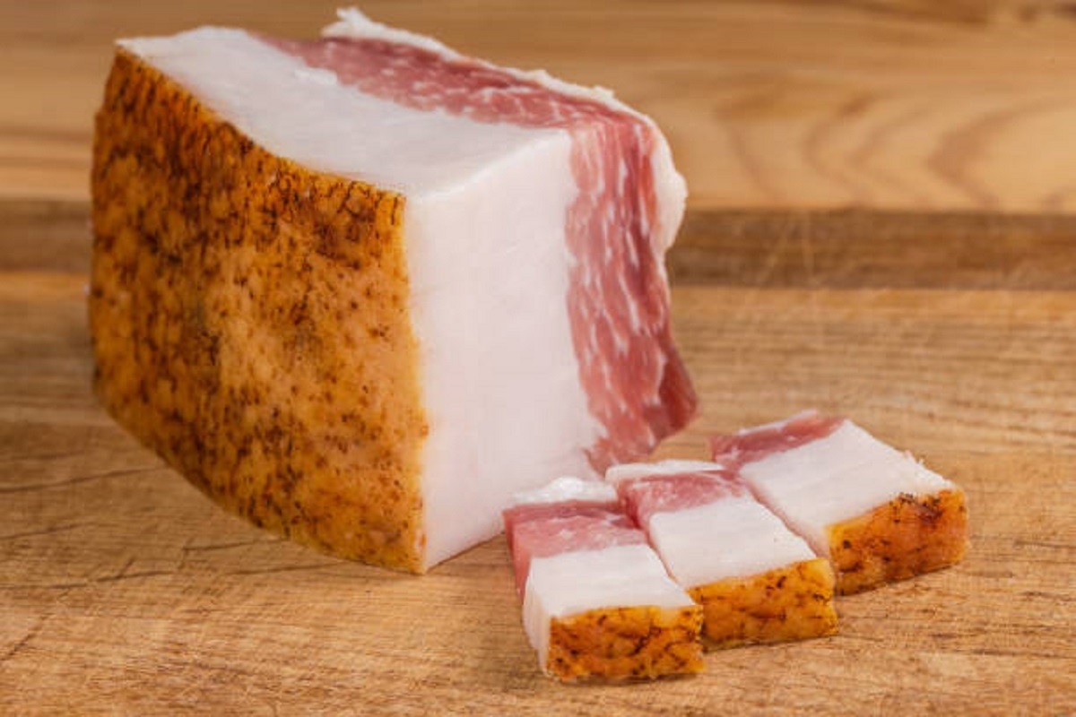 Kako treba da izgleda "prava" slanina?