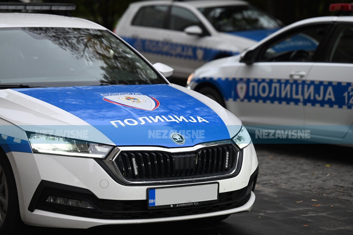 Stravična nesreća kod Sokoca: Poginuo vozač automobila