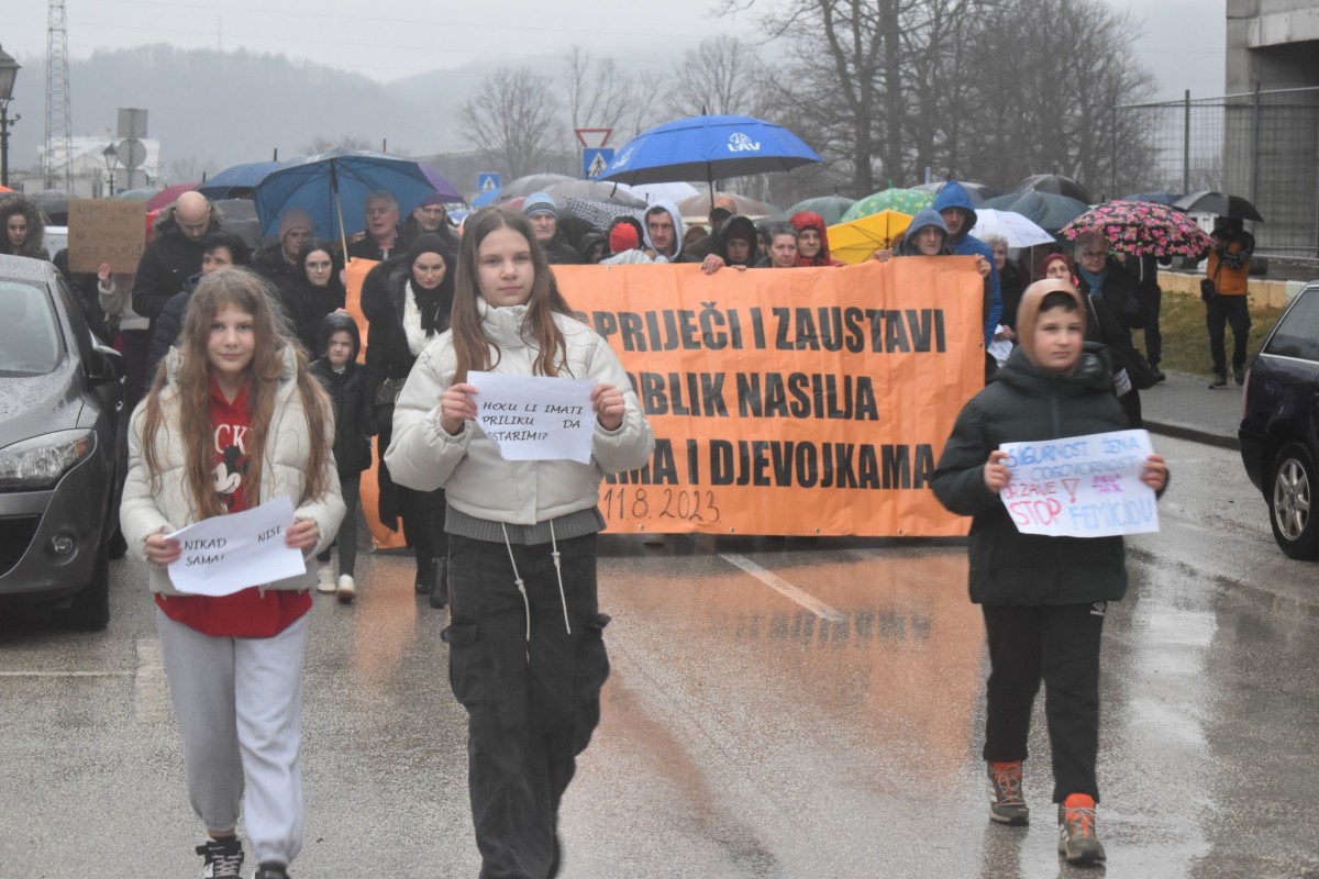 Danas protest zbog ubistva u Kalesiji (FOTO)