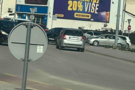 Vozilom ušao u suprotni smjer i izazvao kolaps u centru Banjaluke