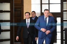 Dodik: Vrijeme je da se odmaknemo od međunarodnog intervencionizma
