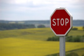 Znate li gdje je nastao znak STOP
