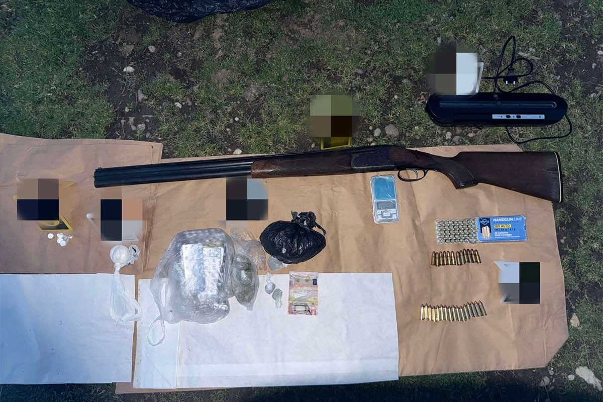 Hapšenje u Bijeljini, pronađeni droga i oružje
