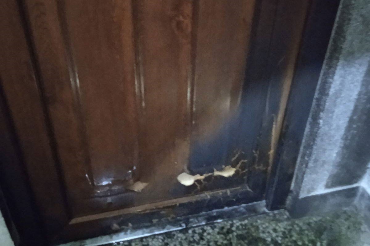 Hapšenje u Banjaluci, zapalio vrata stana