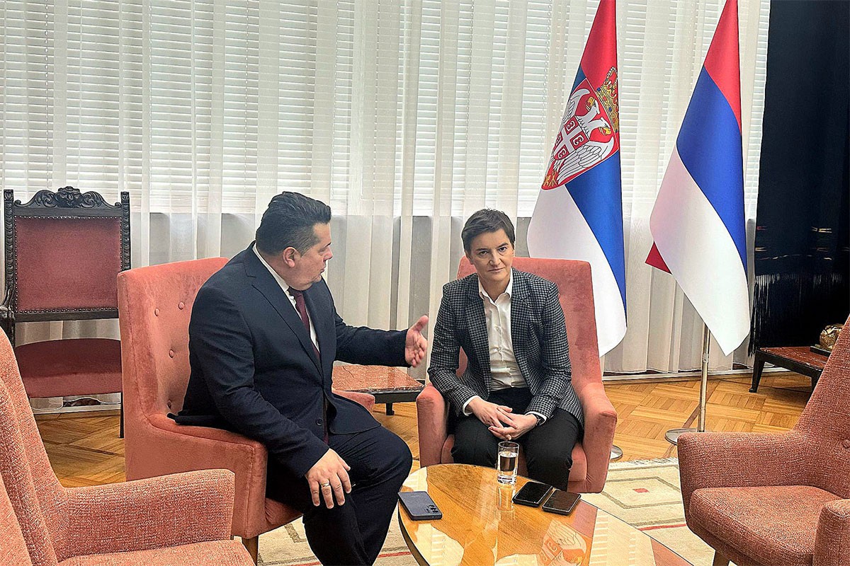 Stevandić pričao sa Brnabićkom o sutrašnjem protestu u Beogradu