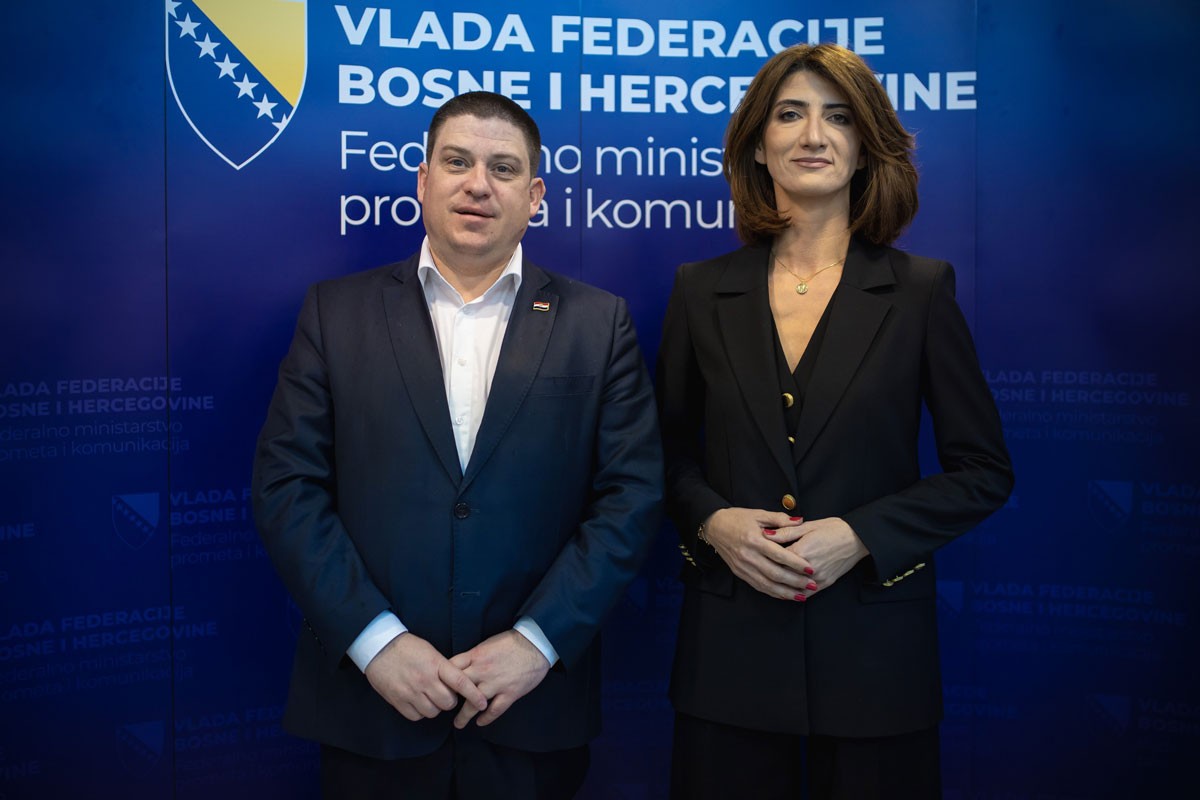 Potpisani ugovori za kvalitetniju povezanost između BiH i Hrvatske