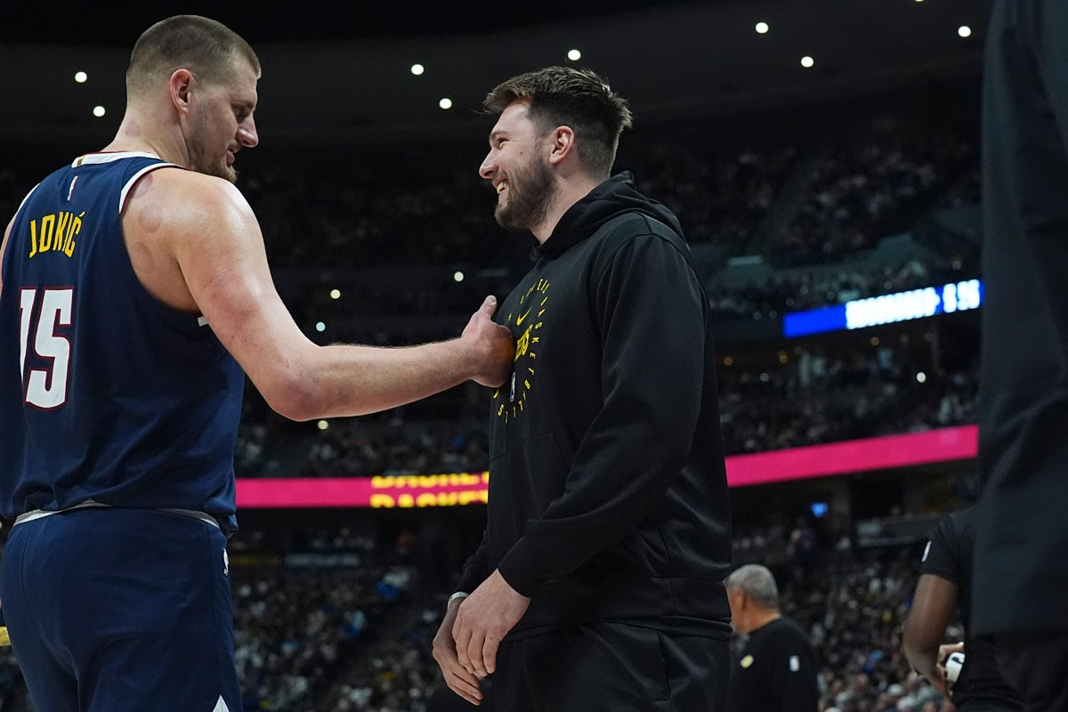 Jokić sa 28 poena predvodio Denver do pobjede nad Lejkersima