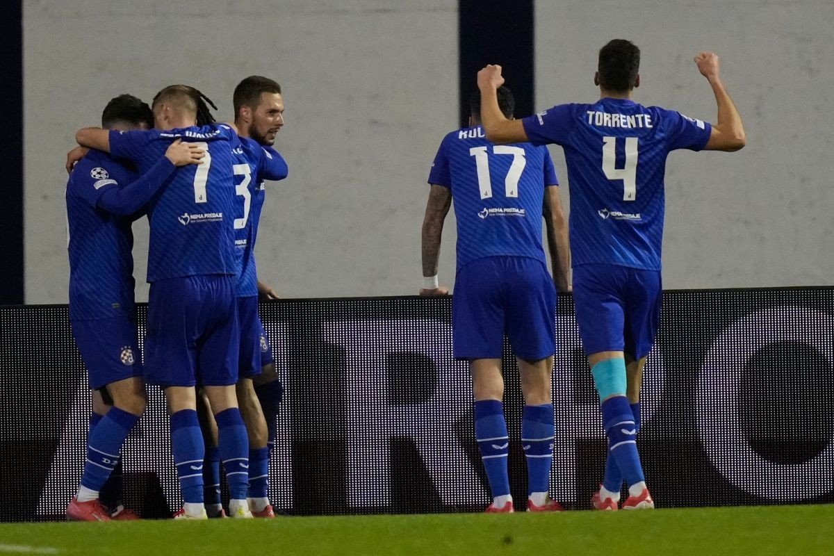 Dinamo rutinski protiv gradskog rivala