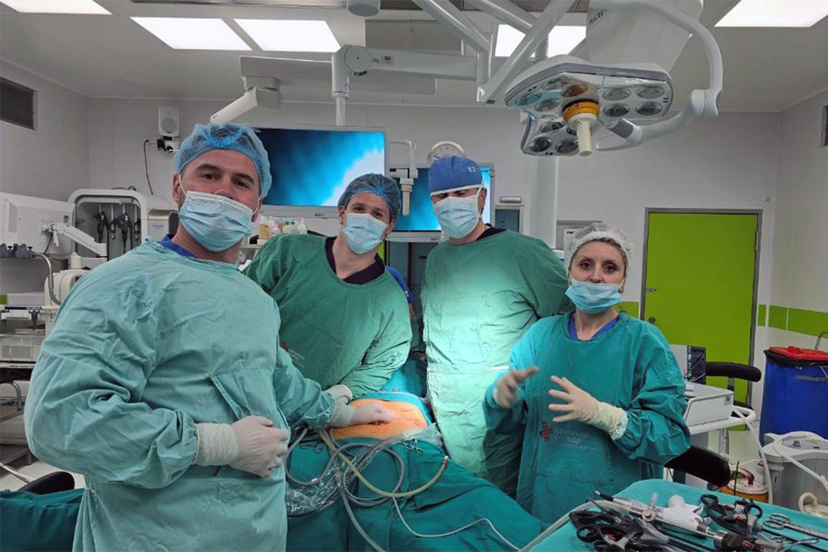 Urađena laparoskopska operacija tumora dvanaestopalačnog crijeva