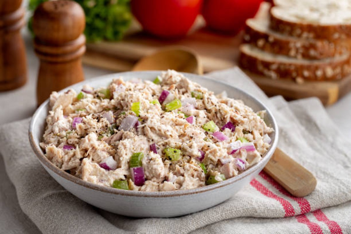 Salata od tune i krompira: Izdašna, posna i laka za pripremu