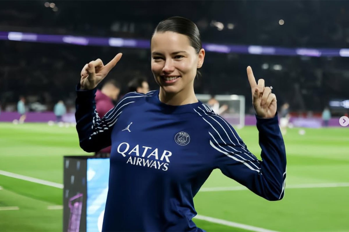 Andrijana Lima bez trunke šminke "zapalila" stadion (FOTO)