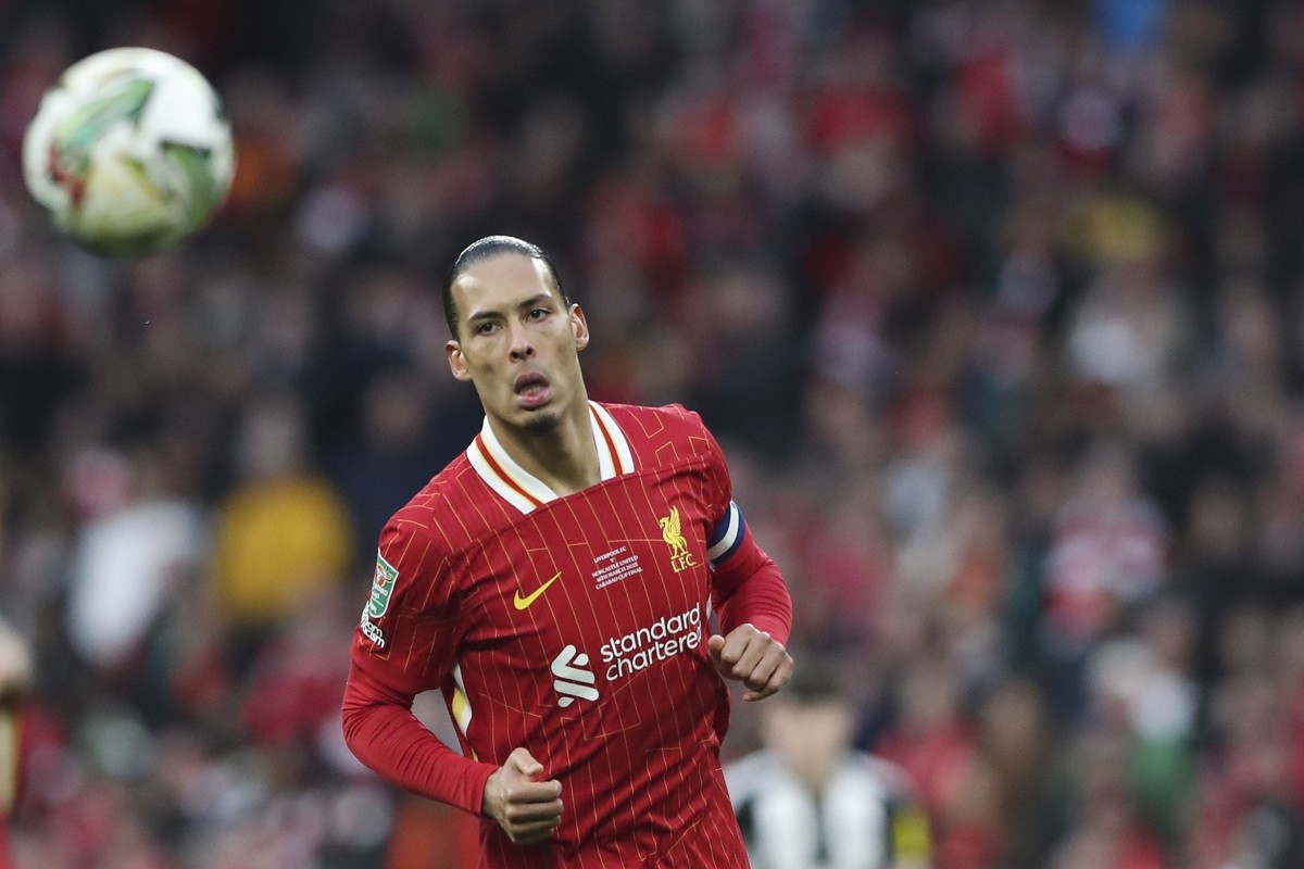 Ponuda za Van Dajka kojoj Liverpul ne može i ne želi da parira?