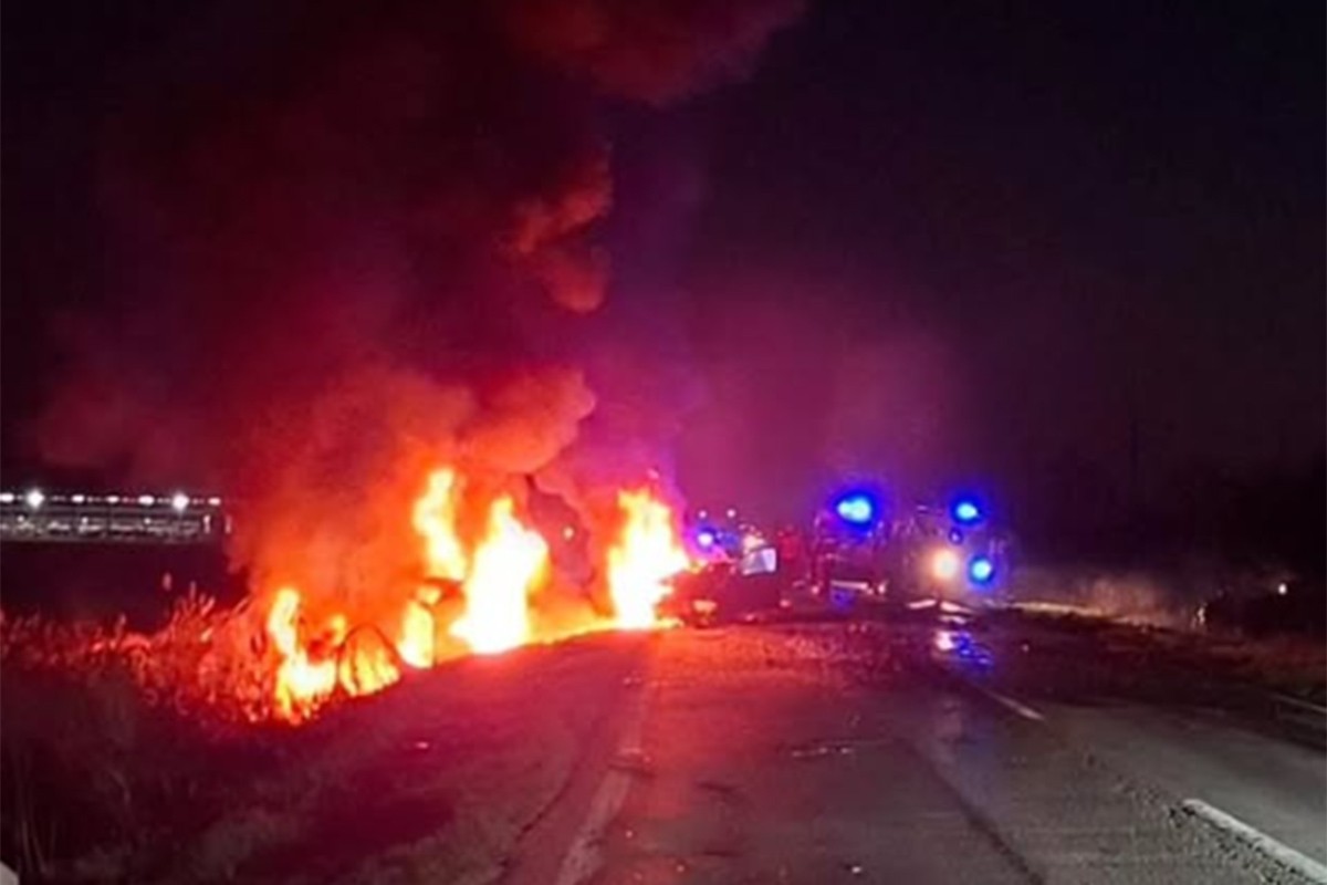 Teška nesreća u Srbiji: Gorjela vozila, sumnja se da ima više mrtvih (VIDEO)