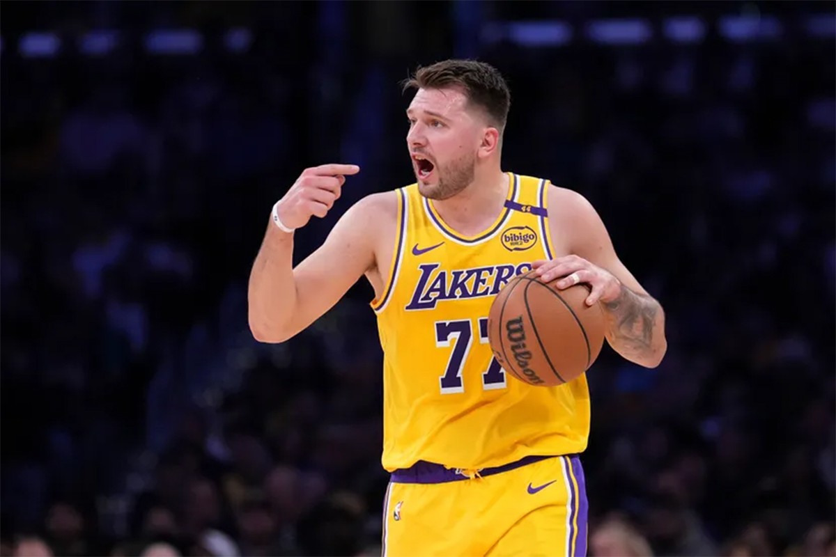 Jokić propustio meč sa Lejkersima, Dončić dominirao i uništio Nagetse
