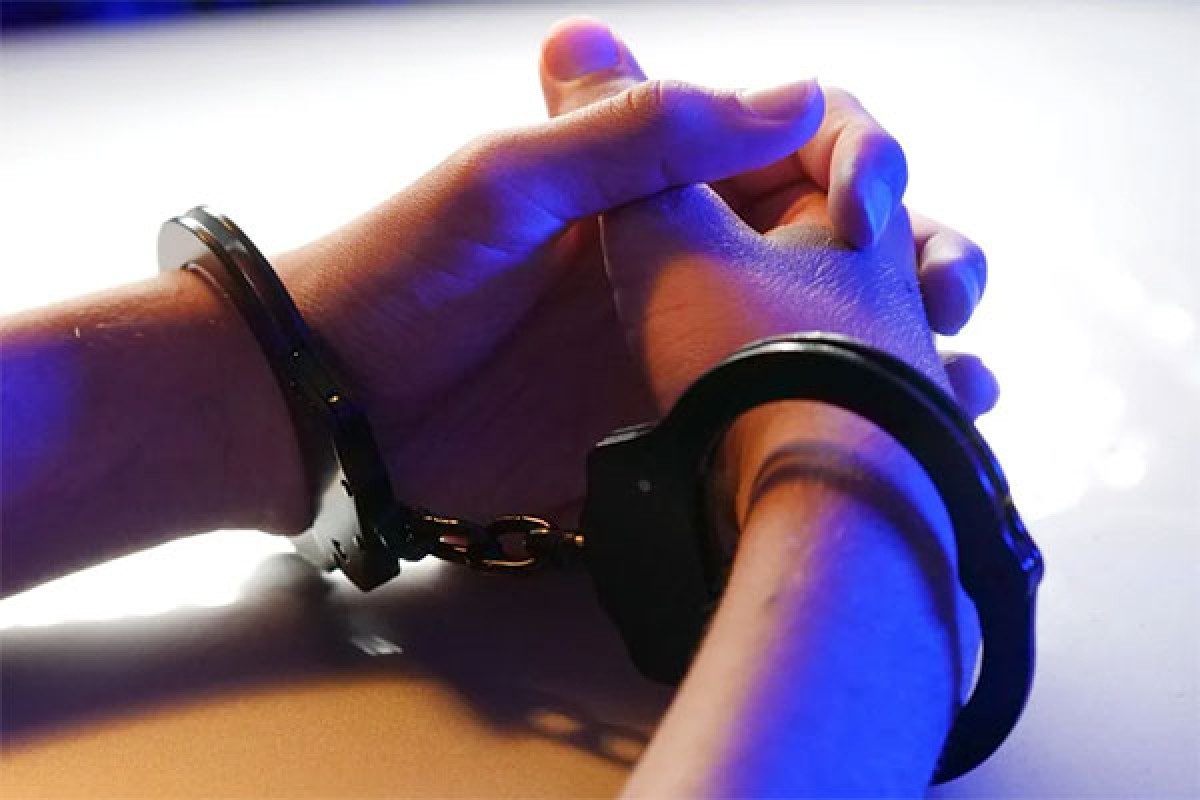 Muškarac prijetio da će testerom raskomadati Trampa pa uhapšen