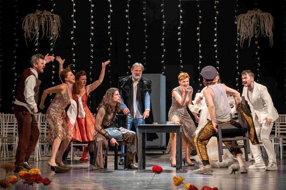 Regionalna gostovanja NPS: "Seljačka opera" na sceni SNG Drama Ljubljana