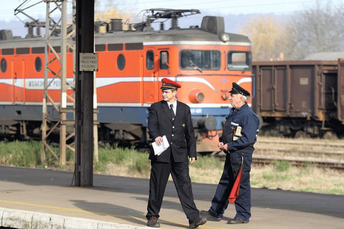 Radnici "Željeznica RS" stupaju u generalni štrajk
