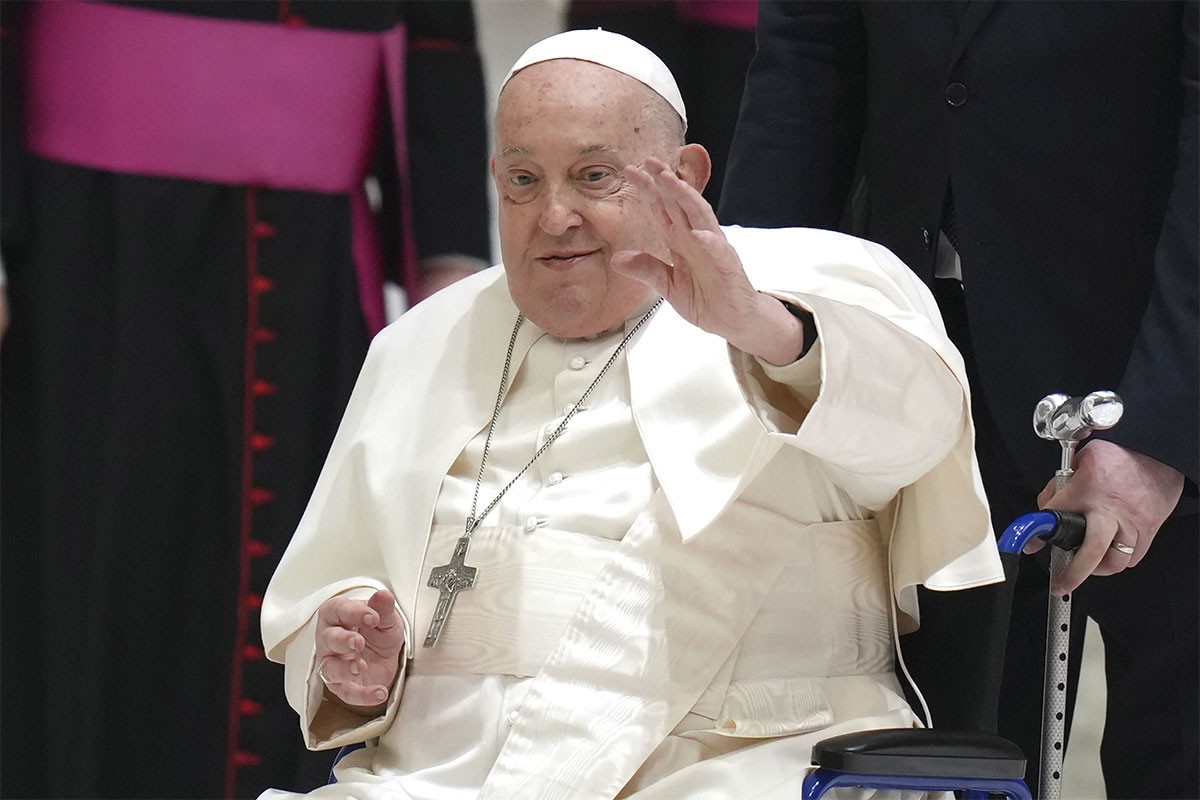 Papa Franja izlazi iz bolnice