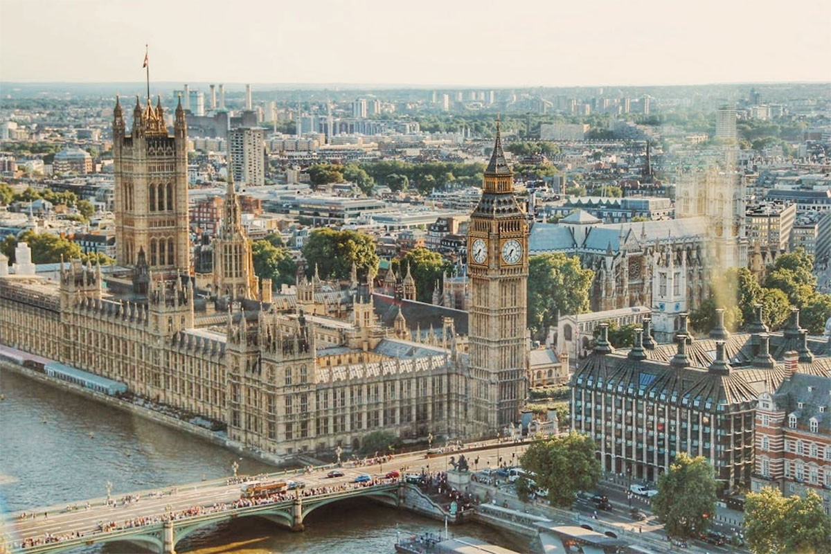 Analiza: Životni standard građana Velike Britanije padaće do 2030.