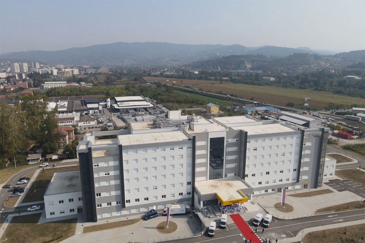 Pješaka udario automobil, završio u dobojskoj bolnici