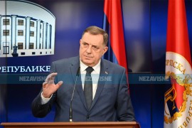 Dodik: "Trojka" neće sa mnom, neka nađe s kim hoće i nek riješe krizu