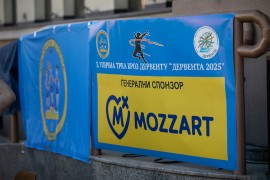 Vjetar u leđa za 500 takmičara: Mozzart podržao Uličnu trku "Derventa 2025"
