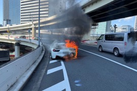 Novi Ferari 458 Spajder izgorio poslije sat vremena vožnje