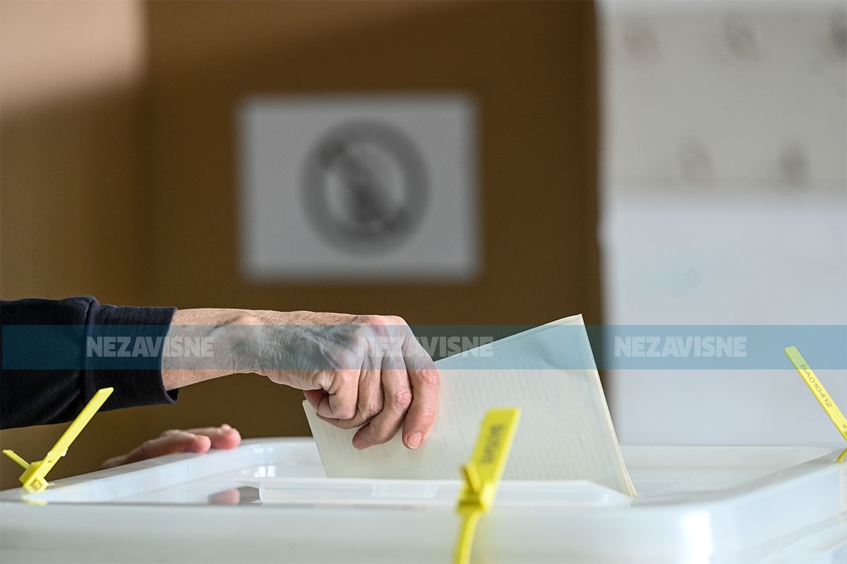 Nove tehnologije za izbore od 112 miliona podijelile politiku i struku