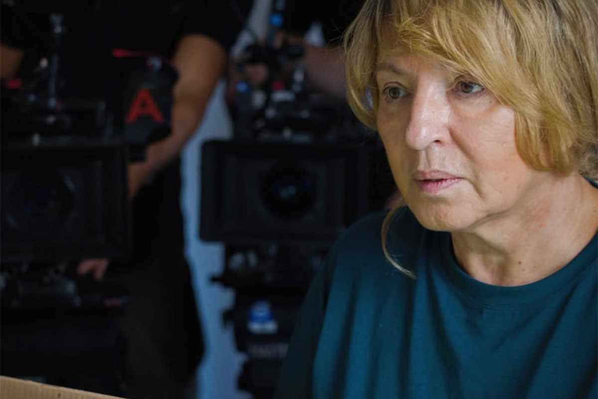 Mirjana Karanović kao od majke rođena: Glumica pokazala obline na pjesku