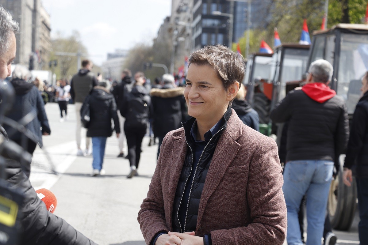 Uhapšena djevojka za koju se sumnja da je Ani Brnabić poslala prijeteću poruku
