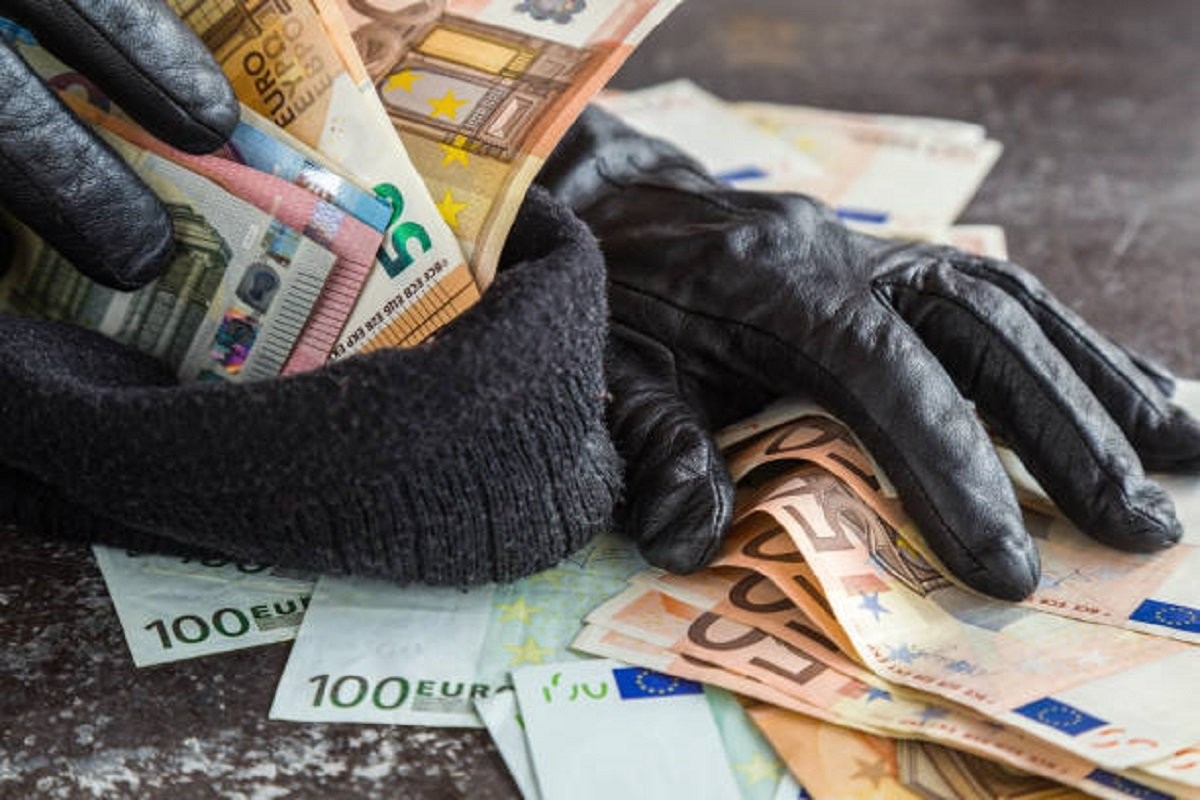 Zatražen pritvor za lihvarstvo:  Enormno dizali kamate, za dug uzimali stvari i auto