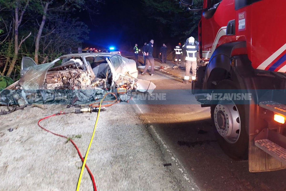 Nova tragedija na putevima u Srpskoj: U saobraćajci kod Kotor Varoša poginuo maloljetnik