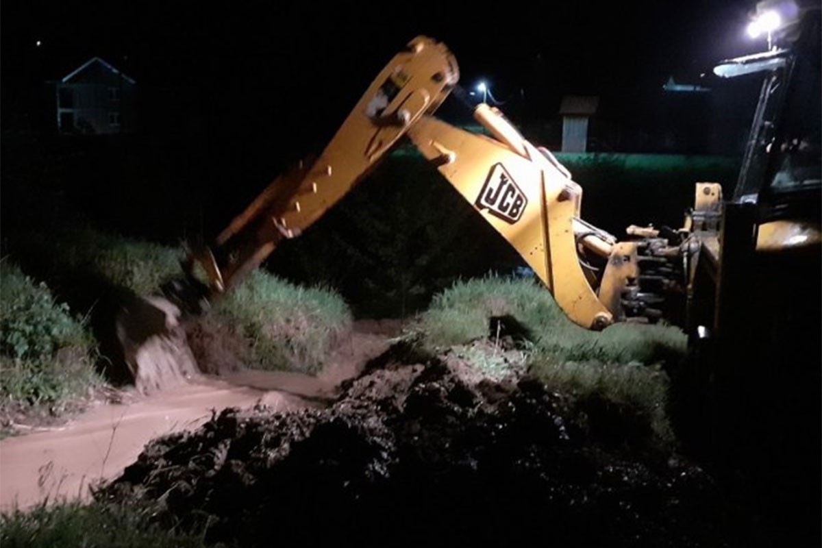 Poplave kod Ugljevika: Pod vodom putevi i domaćinstva