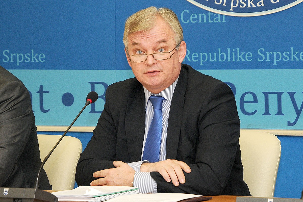 Još prikupljaju dokaze protiv bivšeg ministra Željka Kovačevića