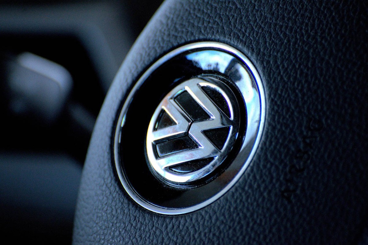 Volkswagen oborio Teslu sa trona