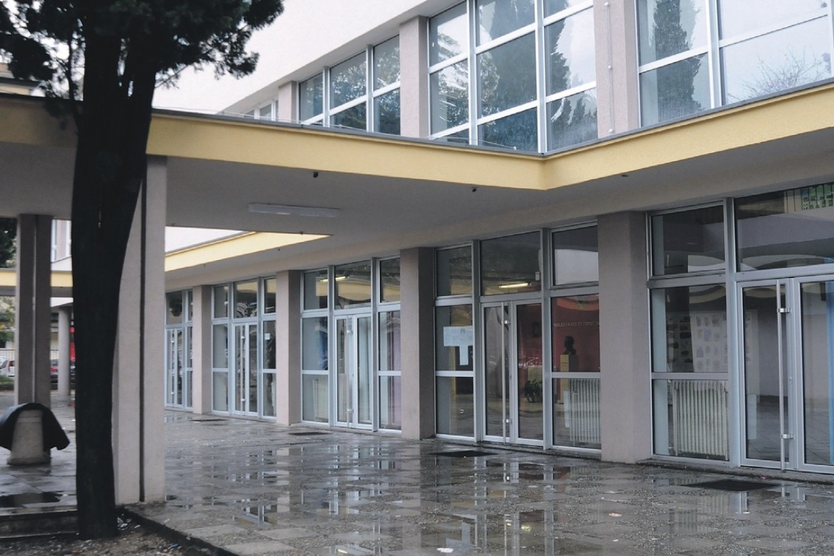 Istraga zbog navodnih prijetnji učenice osnovne škole u Crnoj Gori